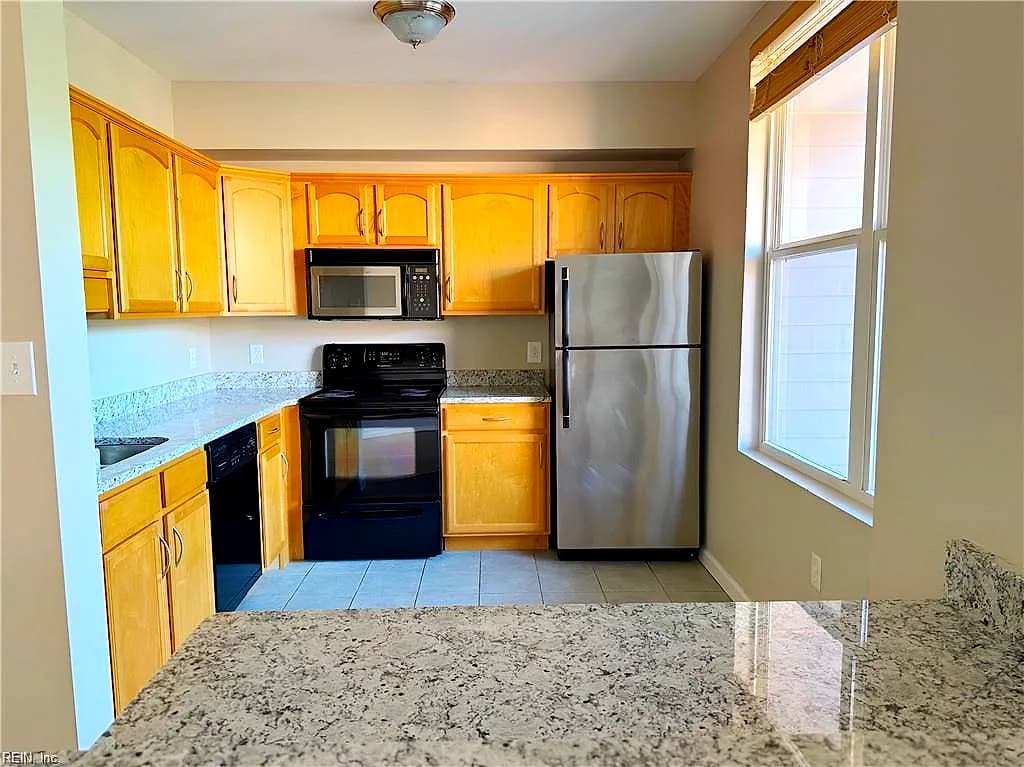 249 W Freemason ST #408, NORFOLK VA 23510 - Photo 4