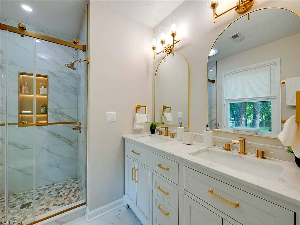 101 Middlewood LN, YORKTOWN VA 23692 - Photo 3