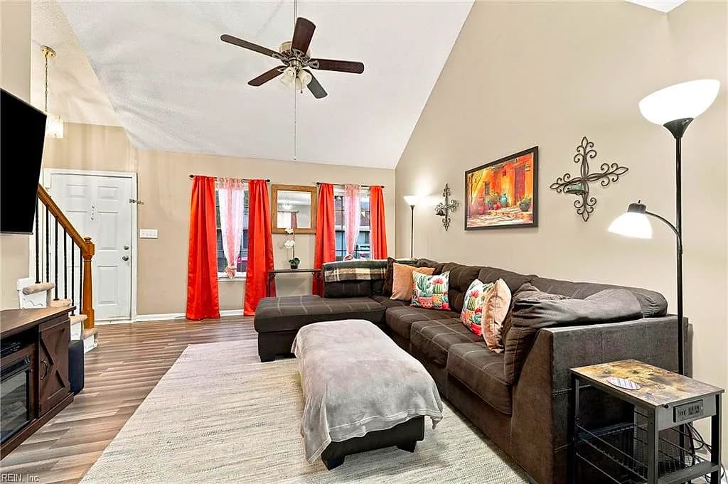 205 Hunt Club RN S, NEWPORT NEWS VA 23608 - Photo 4