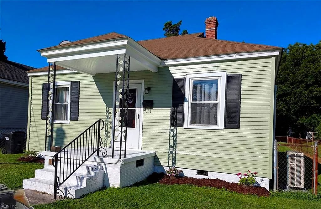 709 Walnut ST, Franklin — 2 bed Residential, 800 sqft