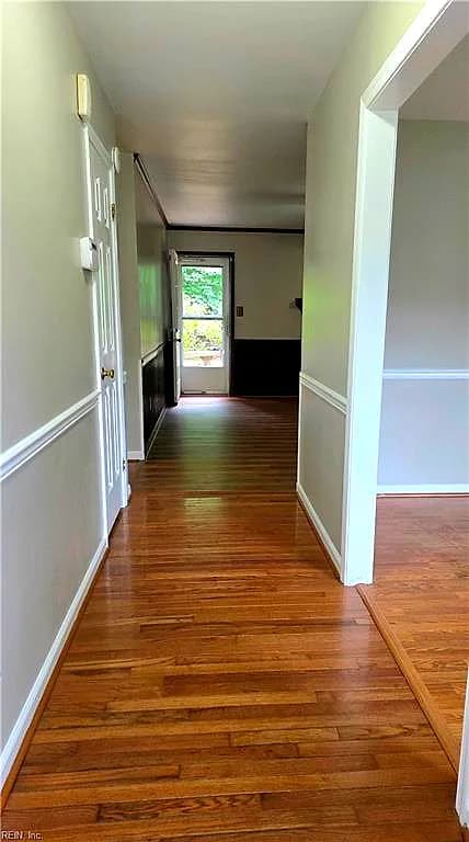 409 Rosewood LN, YORKTOWN VA 23692 - Photo 3