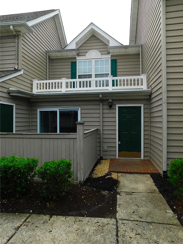 2351 Old Greenbrier RD, CHESAPEAKE VA 23325 - Main photo