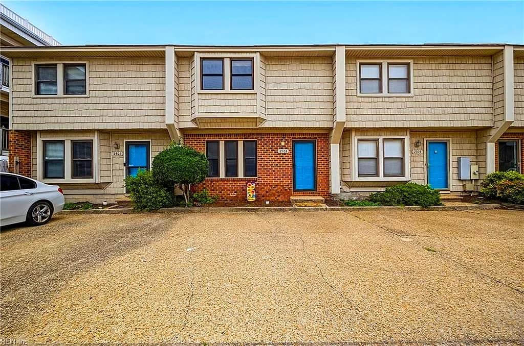 2303 Breakers CT, VIRGINIABEACH VA 23451 - Photo 3