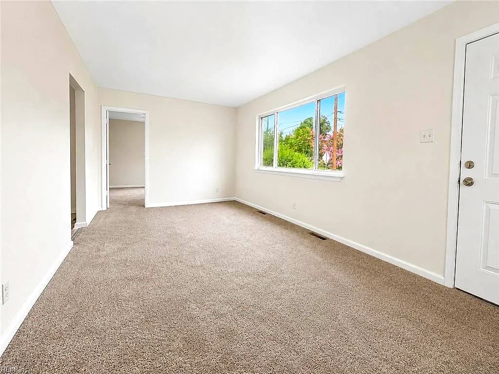 501 S 6th ST, SUFFOLK VA 23434 - Photo 4