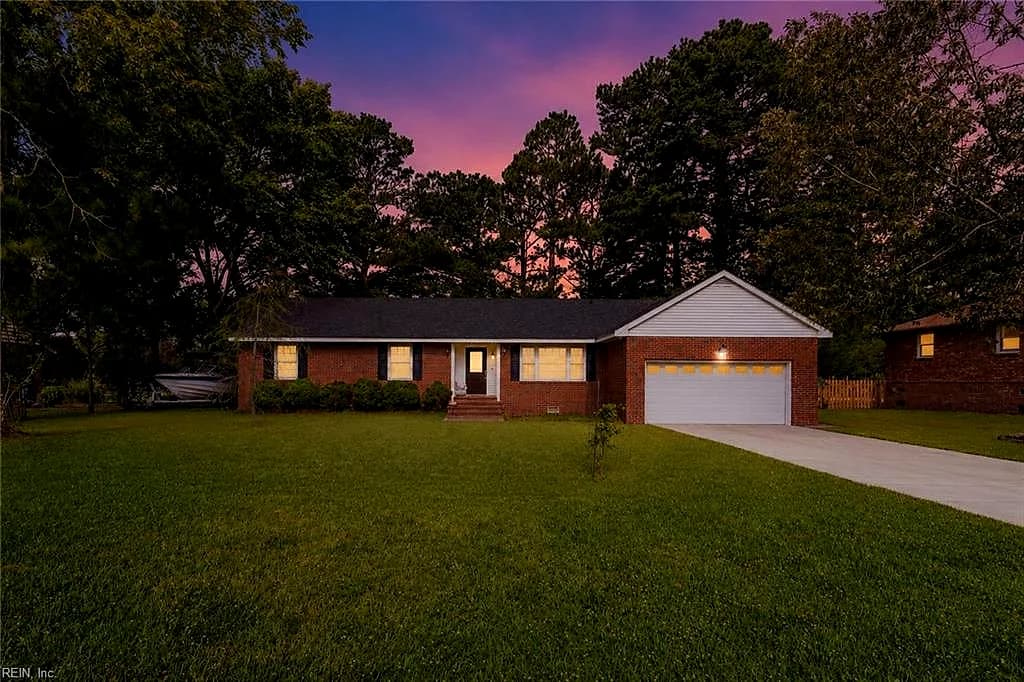 220 Deepwater DR, CHESAPEAKE VA 23322 - Photo 3