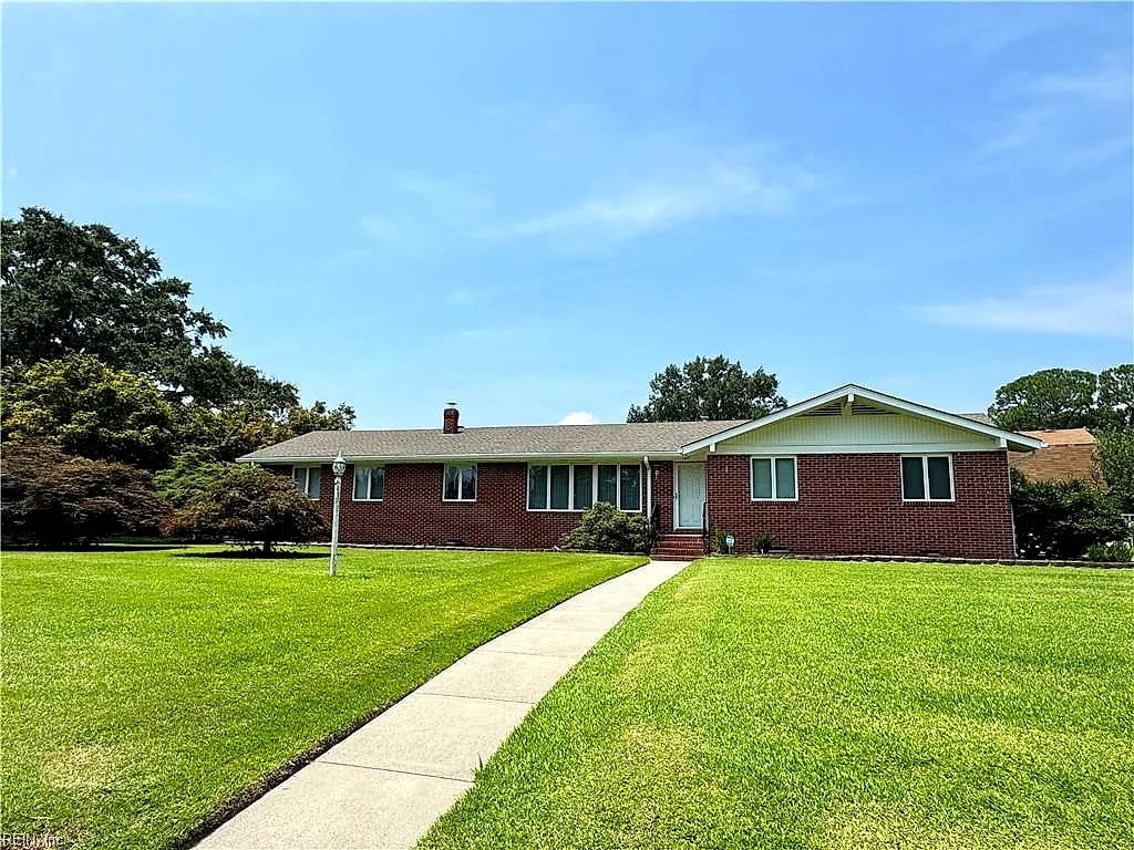 5601 Lambeth Pl NONE, Suffolk — 3 bed Residential, 1,720 sqft