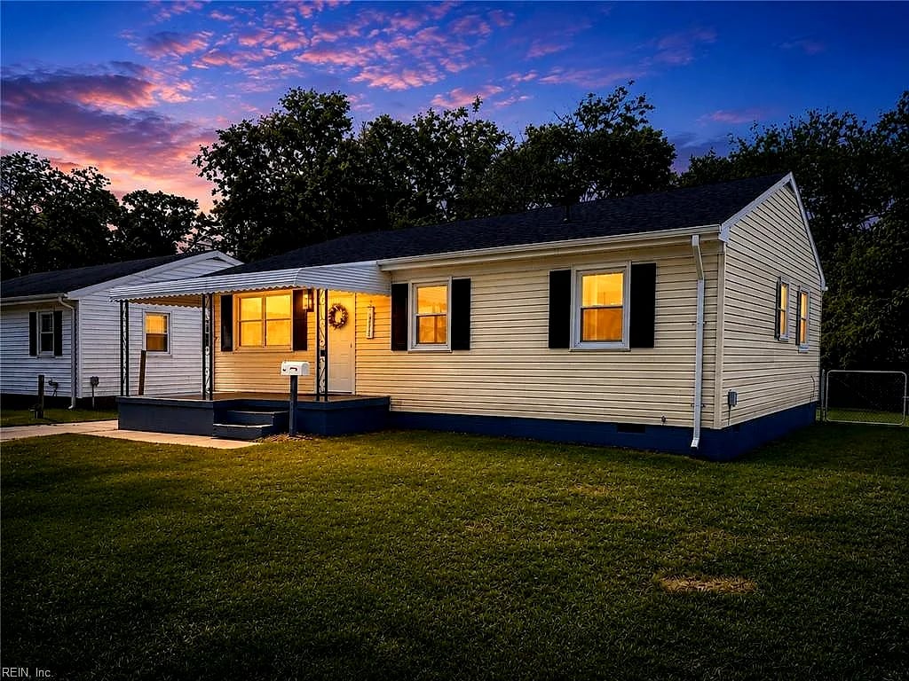 1002 Mayfield AVE, CHESAPEAKE VA 23324