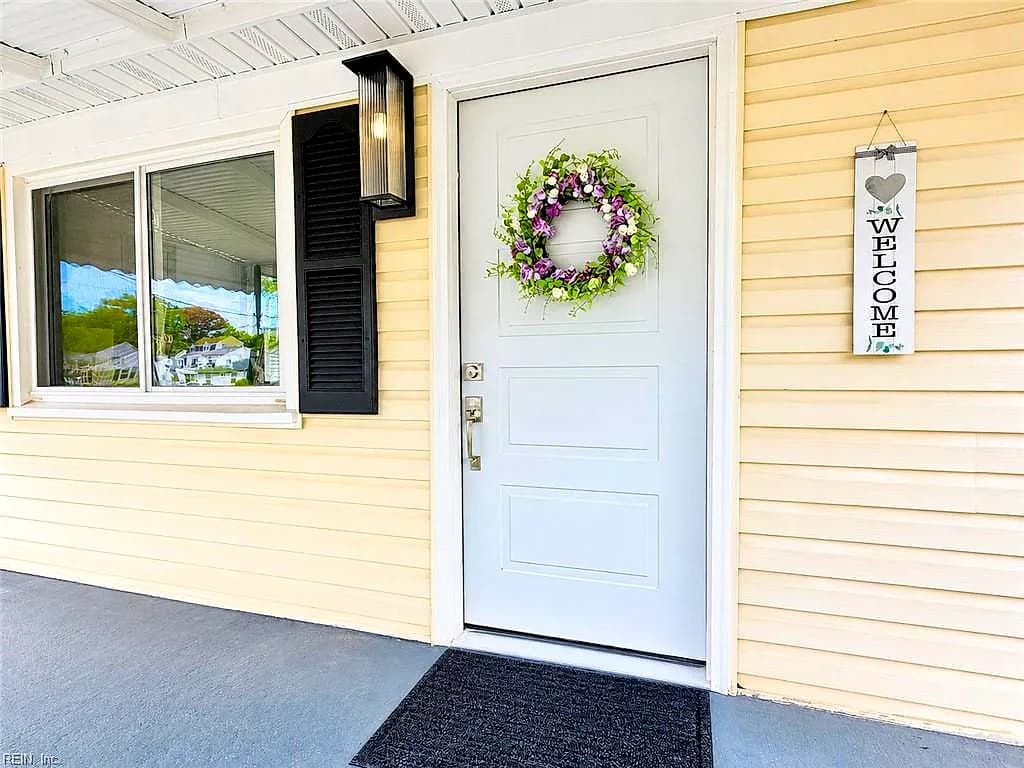 1002 Mayfield AVE, CHESAPEAKE VA 23324 - Photo 3