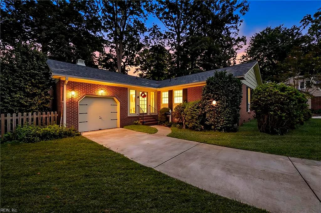 187 Corinthia DR, NEWPORT NEWS VA 23608 - Photo 3
