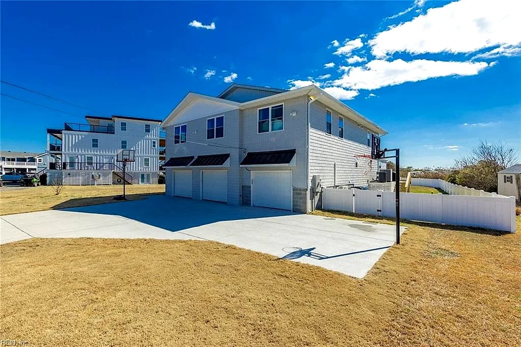 309 Sea Scape RD, VIRGINIA BEACH VA 23456