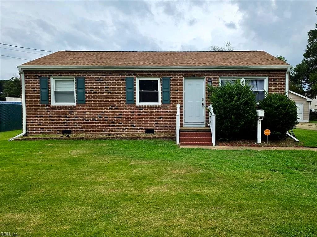 4814 82nd ST, HAMPTON VA 23605