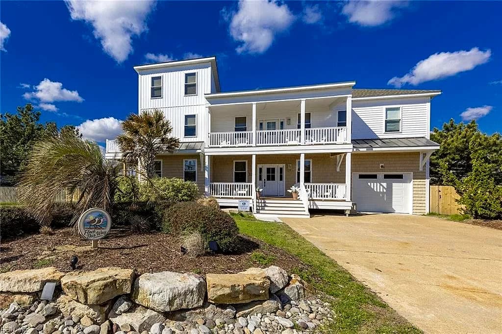 3229 Sandpiper RD, VIRGINIA BEACH VA 23456 - Photo 2
