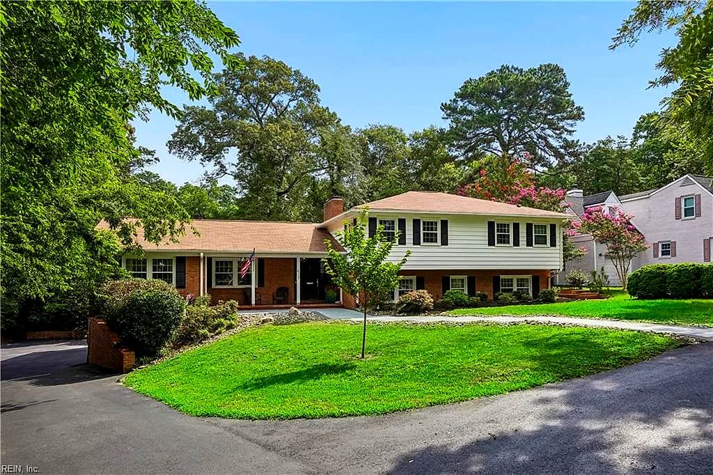 1202 Riverside DR, NEWPORT NEWS VA 23606 - Photo 3