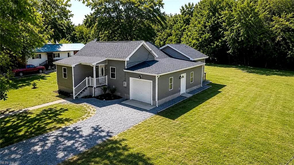 329 Washington AVE, FRANKLIN VA 23851 - Photo 2