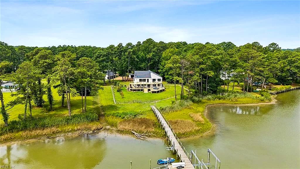 4203 Seaford RD, SEAFORD VA 23696 - Photo 4