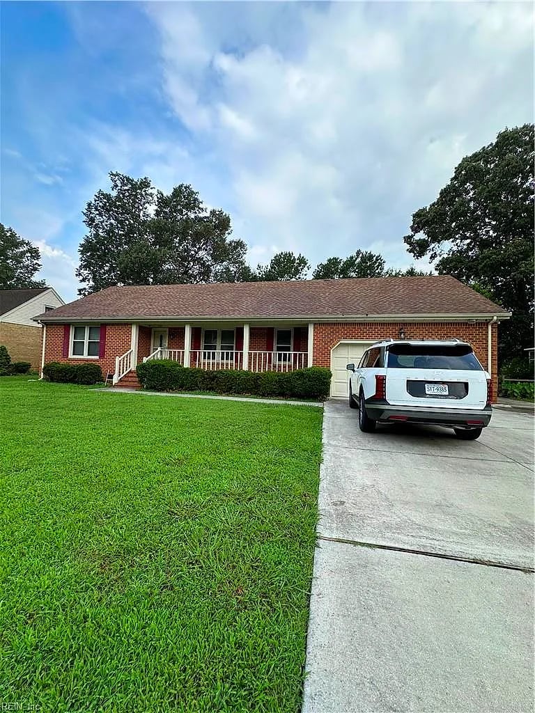 634 Aguilla DR, CHESAPEAKE VA 23322