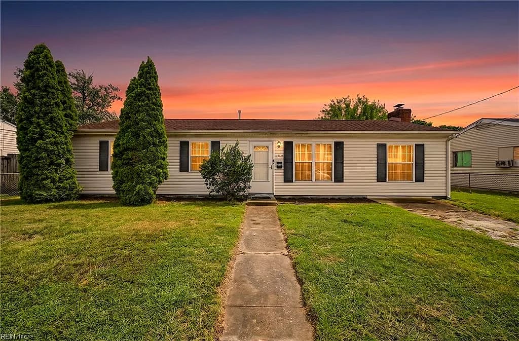 1820 Moger DR, HAMPTON VA 23663