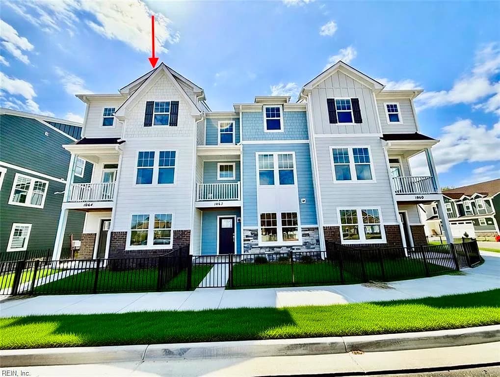 1064 Mesa LOOP, CHESAPEAKE VA 23320