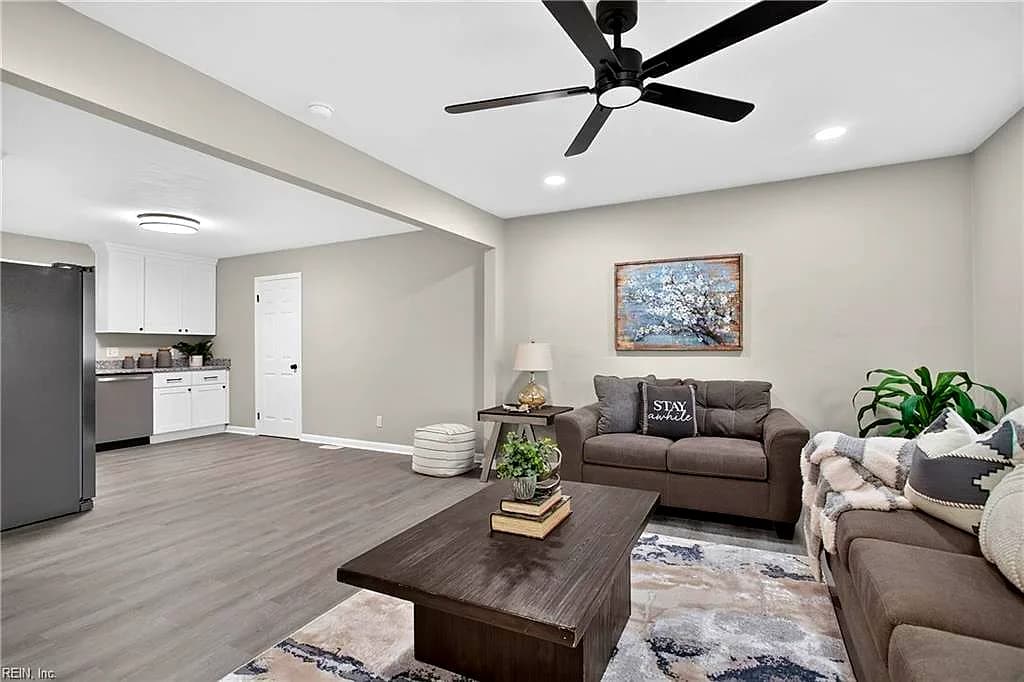1109 Lakeview DR, PORTSMOUTH VA 23701 - Photo 4