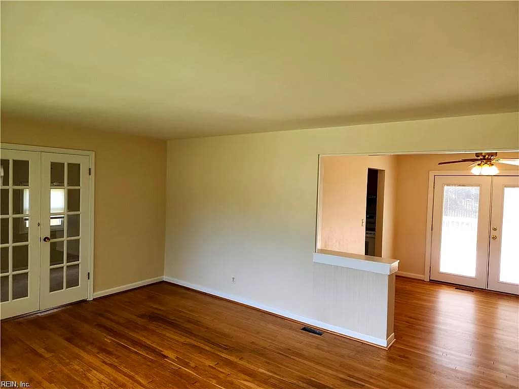 1419 Exeter RD, NORFOLK VA 23503 - Photo 3