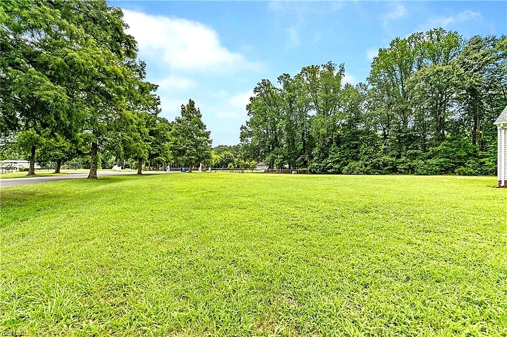 2713 Shirley Landing DR, VIRGINIA BEACH VA 23457 - Photo 4