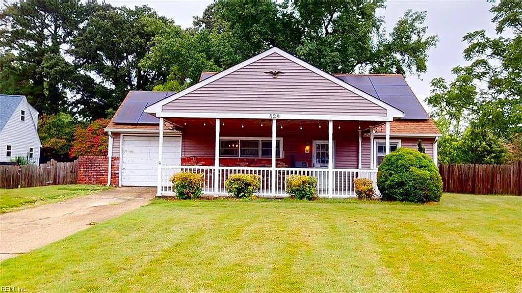 829 Round Bay CIR, NORFOLK VA 23502 - Photo 2
