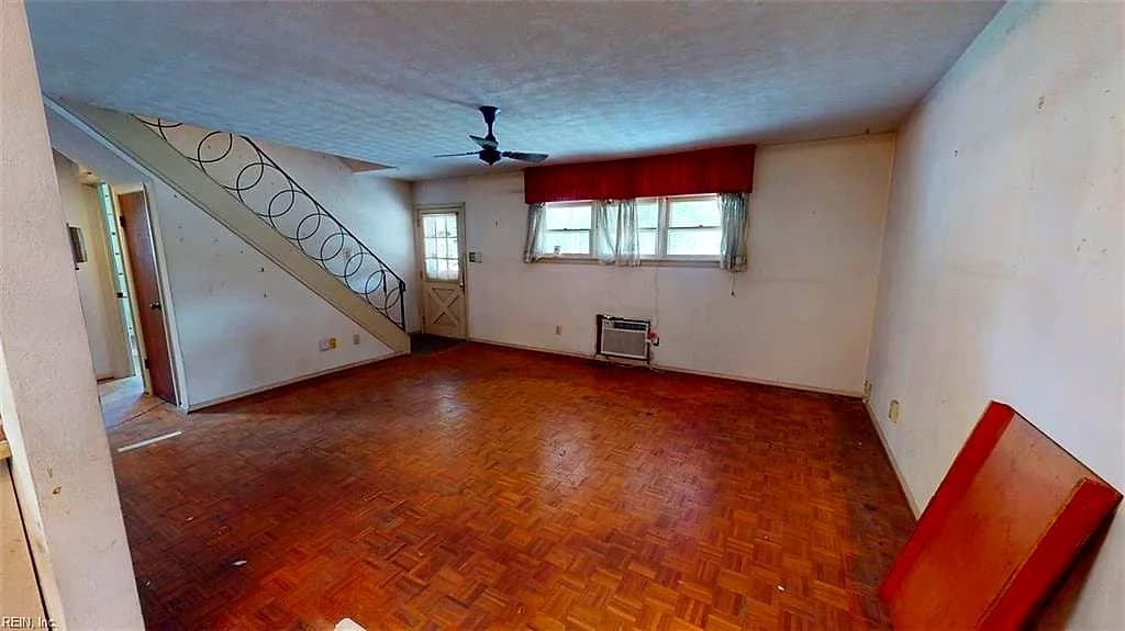 829 Round Bay CIR, NORFOLK VA 23502 - Photo 3