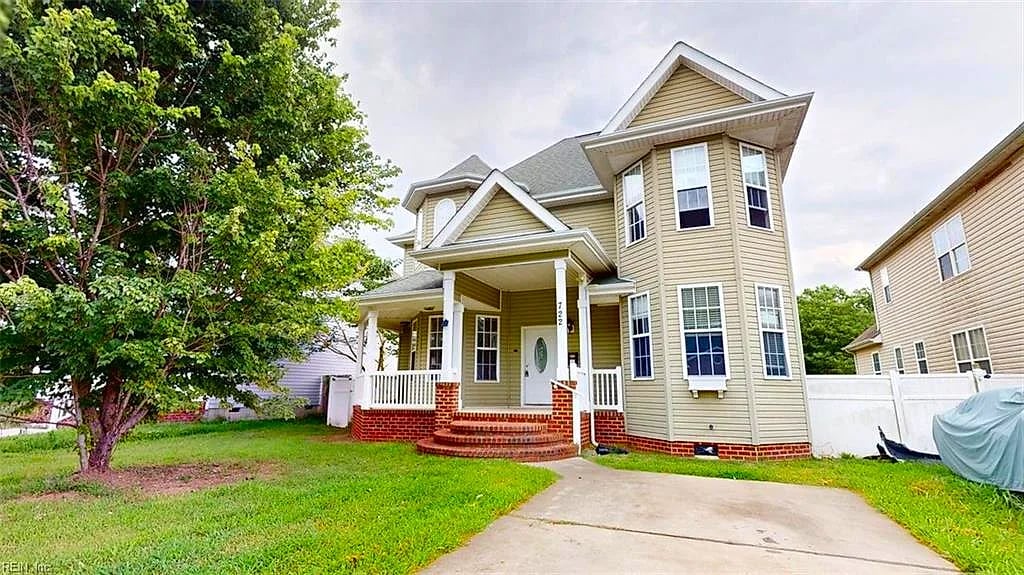 722 Kilby AVE, Suffolk — 3 bed Residential, 2,177 sqft