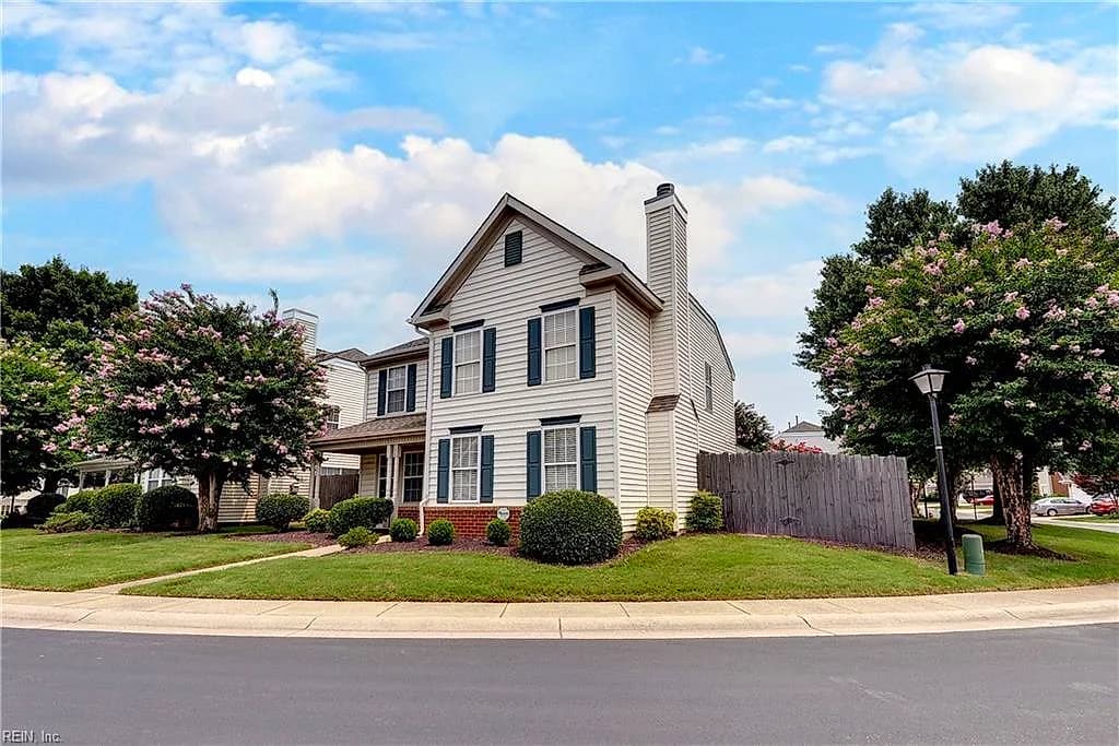 135 Waters Edge DR, WILLIAMSBURG VA 23188 - Photo 2