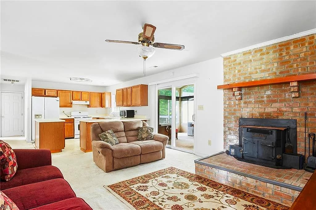 11448 Doles RD, IVOR VA 23866 - Photo 5