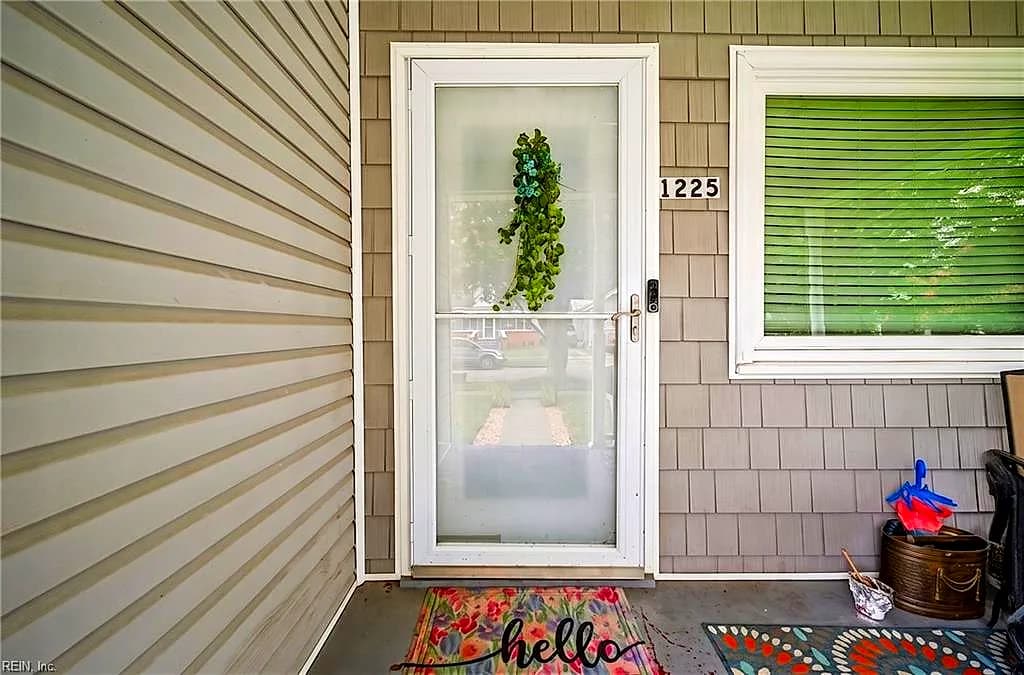 1225 Jackson AVE, CHESAPEAKE VA 23324 - Photo 3