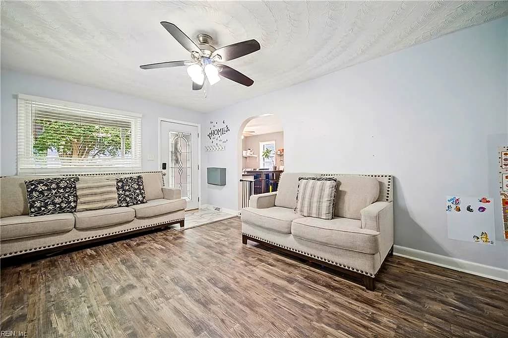 1225 Jackson AVE, CHESAPEAKE VA 23324 - Photo 5