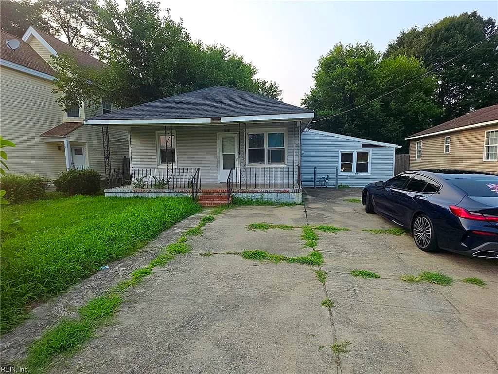 1203 Country RD, CHESAPEAKE VA 23320 - Photo 3