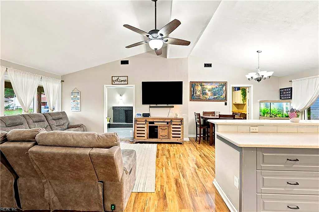 1168 Pascal PL, NORFOLK VA 23502