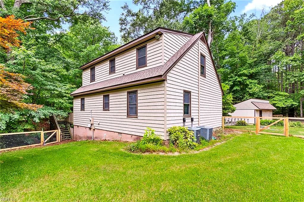 12482 Titus Cove LNDG, CARROLLTON VA 23314 - Photo 3