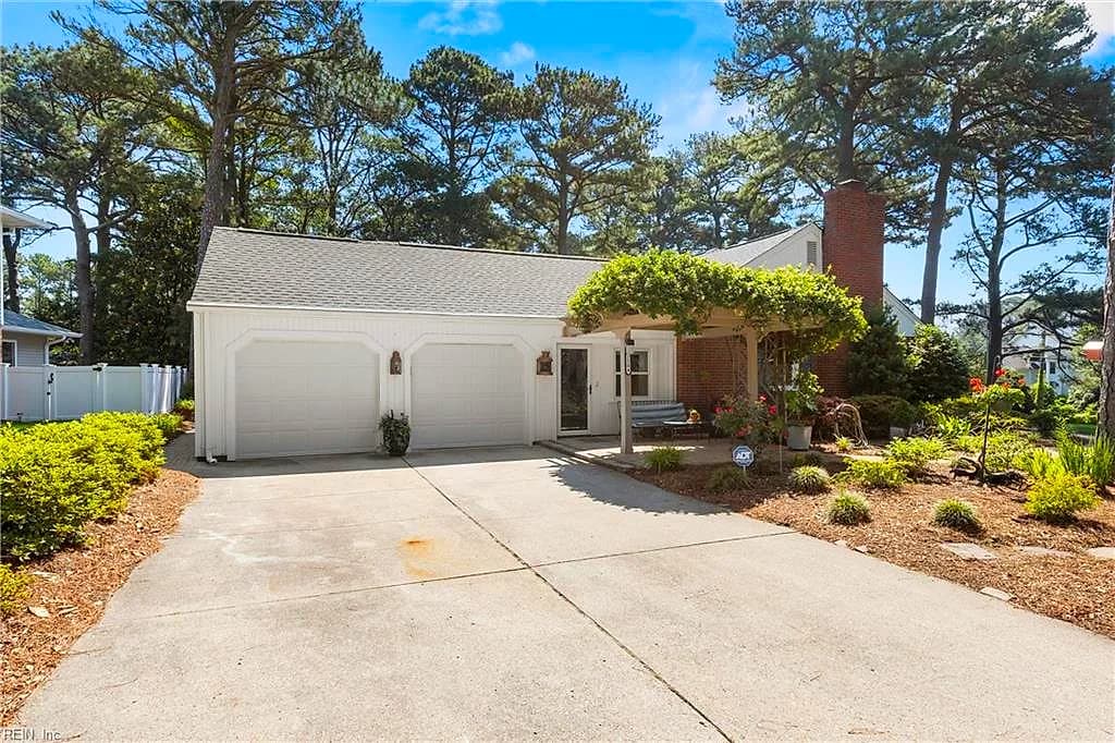 2504 Broad Bay RD, VIRGINIA BEACH VA 23451 - Photo 4