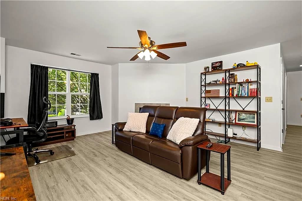 414 Delaware AVE #220, NORFOLK VA 23508 - Photo 4