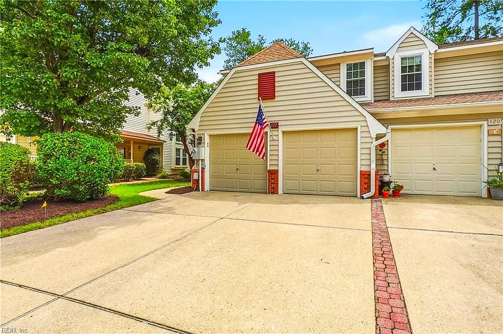 122 Brassie DR, YORKTOWN VA 23693 - Photo 4