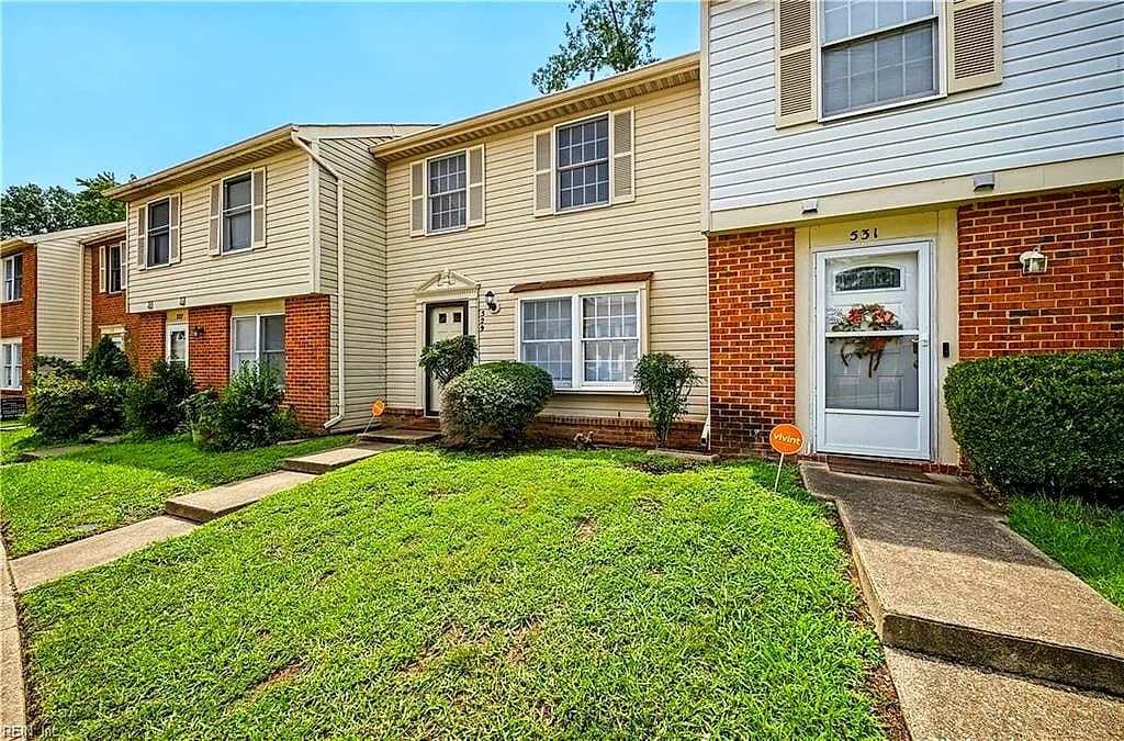 529 Chanticlar CT, NEWPORT NEWS VA 23608 - Photo 4
