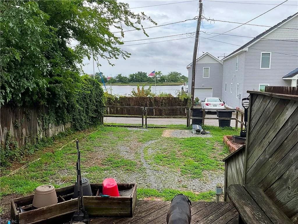 1524 Mathews TER, PORTSMOUTH VA 23704 - Photo 5