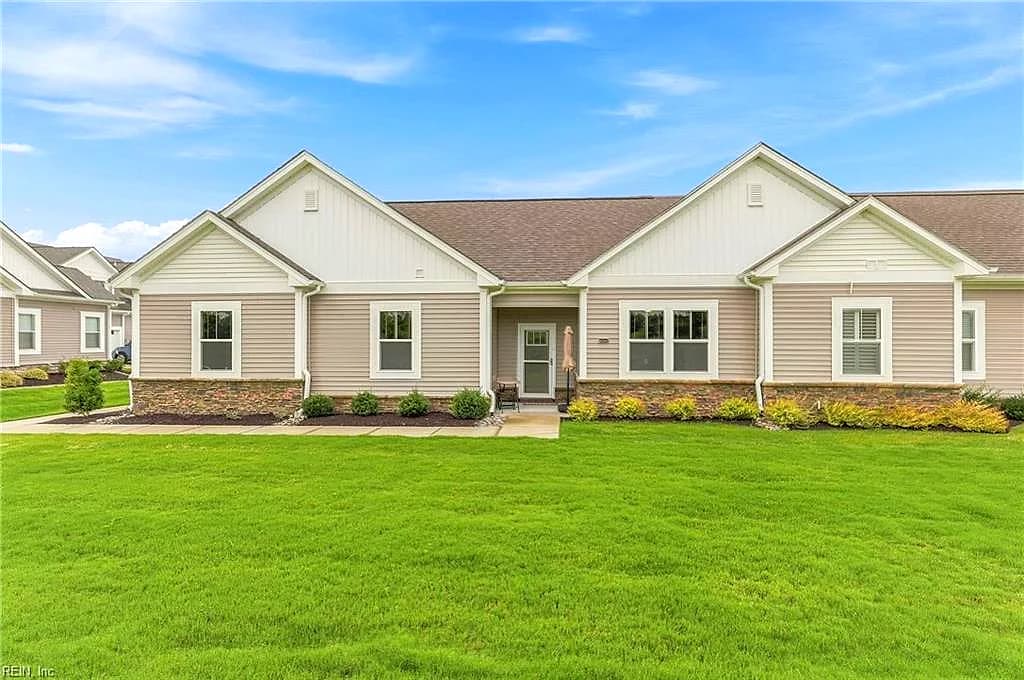 1026 Paragon WAY #C, SUFFOLK VA 23435 - Main photo