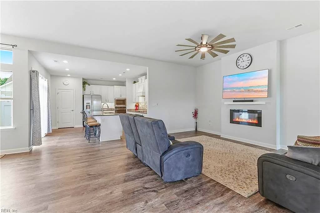 1026 Paragon WAY #C, SUFFOLK VA 23435 - Photo 4