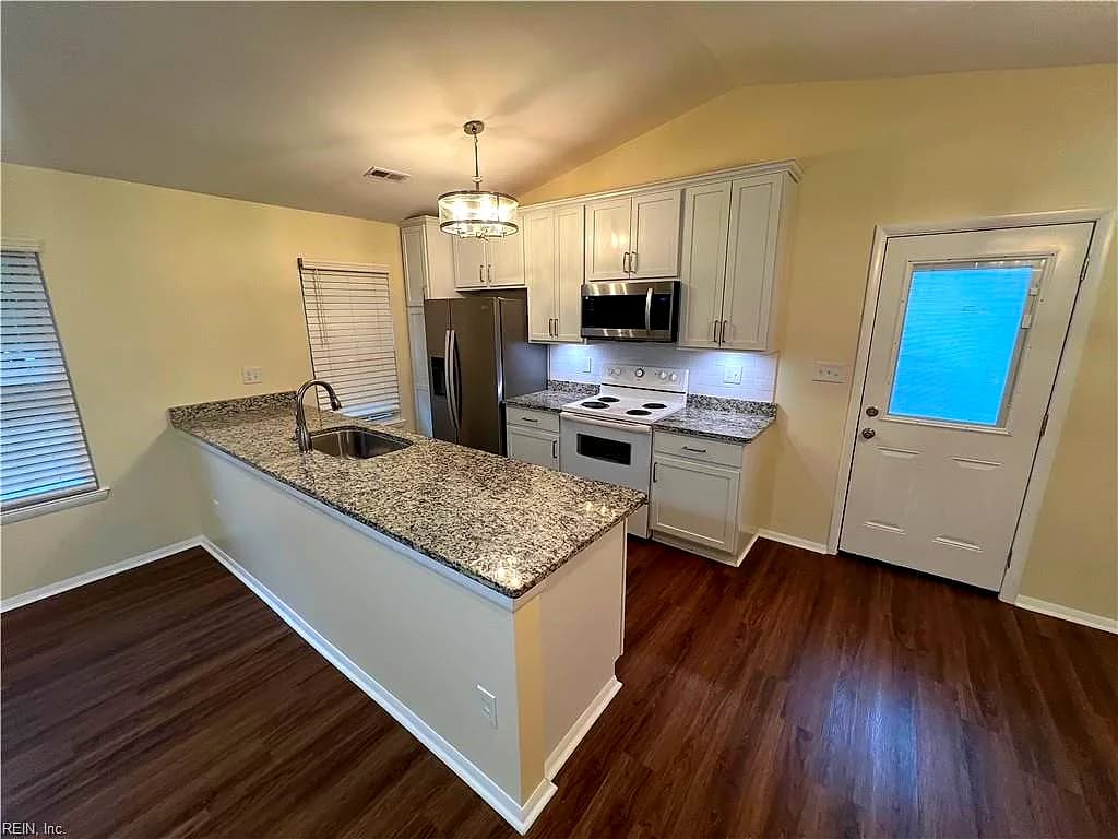 1134 Snowbird LN, VIRGINIA BEACH VA 23454 - Photo 4