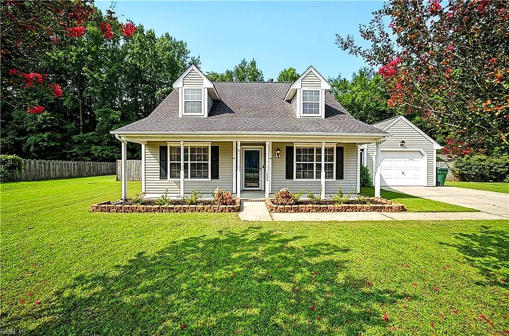 226 Jonathans WAY, Suffolk — 3 bed Residential, 1,800 sqft