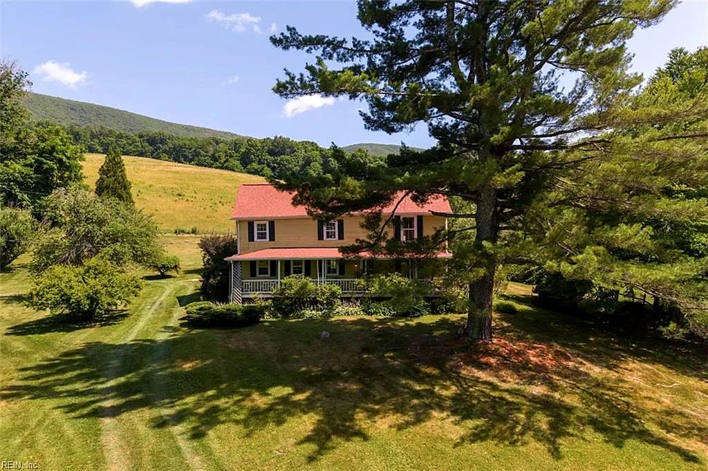 531 Lowland Farm RD, Hot Springs — 4 bed Residential, 2,960 sqft