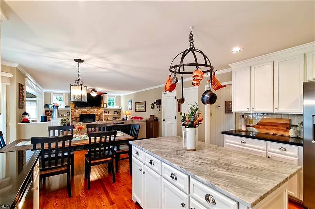 407 Willards WAY, YORKTOWN VA 23693 - Photo 5