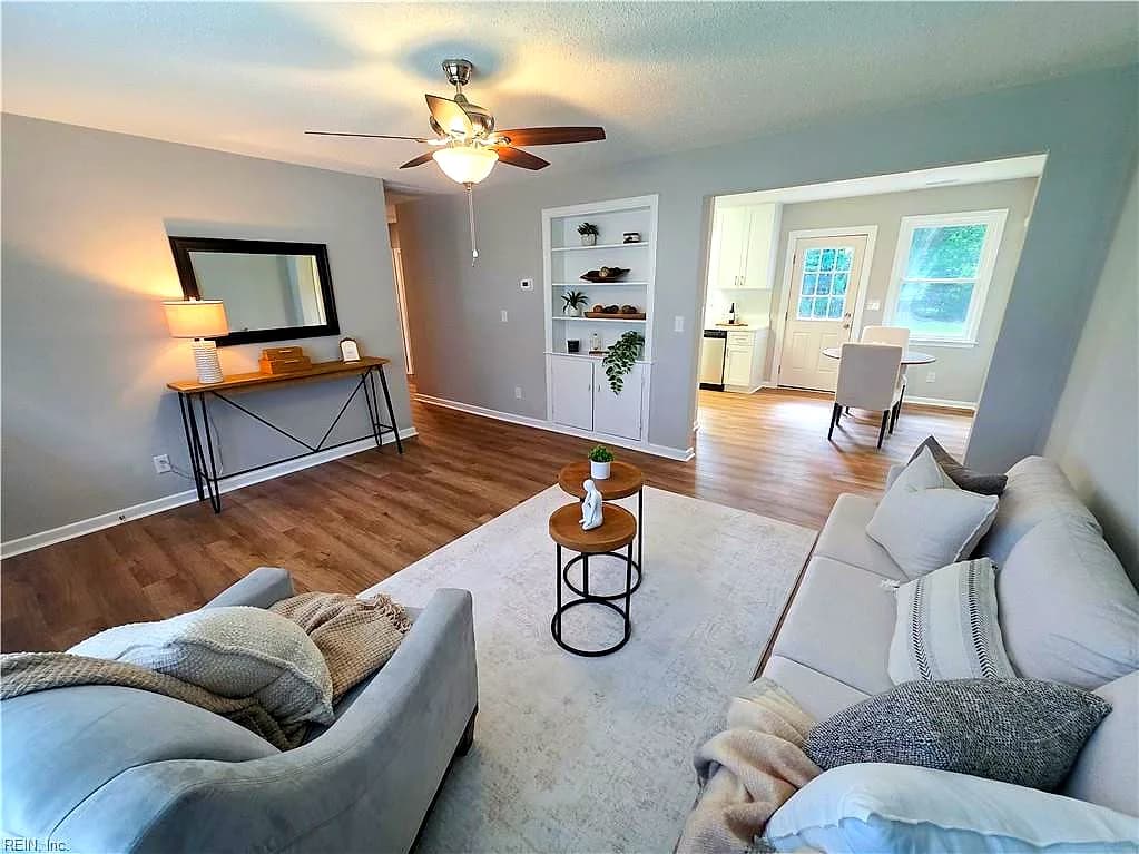 1012 Reon DR, VIRGINIA BEACH VA 23464 - Photo 3