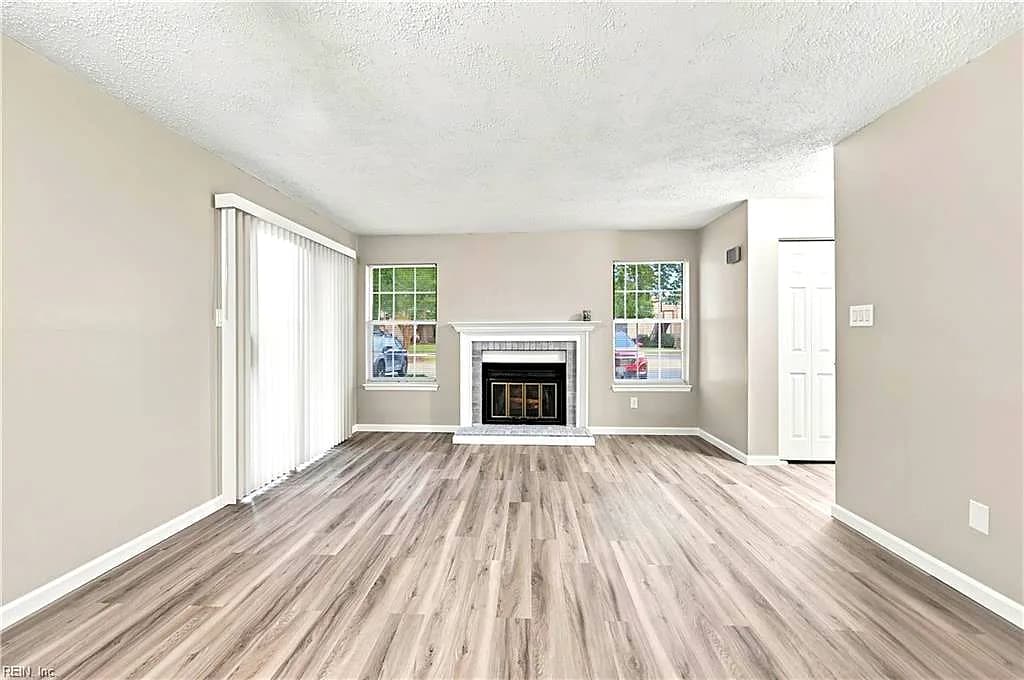 313 Thalia Station CT, VIRGINIA BEACH VA 23452 - Photo 5