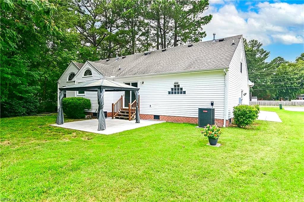 925 Johnstown RD, CHESAPEAKE VA 23322 - Photo 3