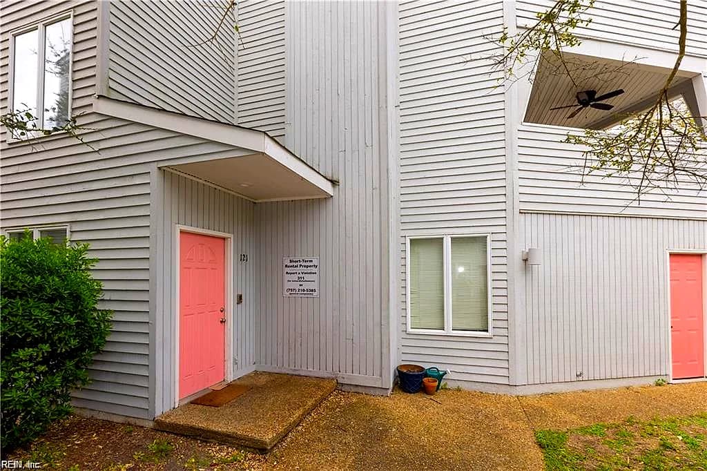 121 78th ST, VIRGINIA BEACH VA 23451 - Photo 2